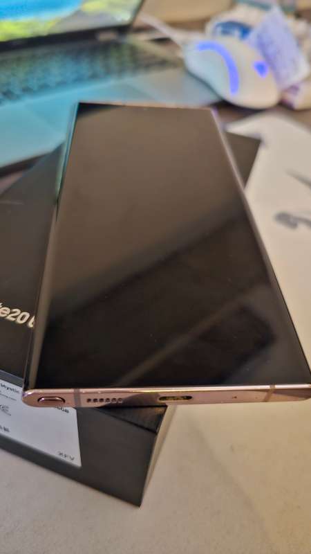 AMAZING DEAL!! Samsung Note 20 Ultra 5G!! As New!!