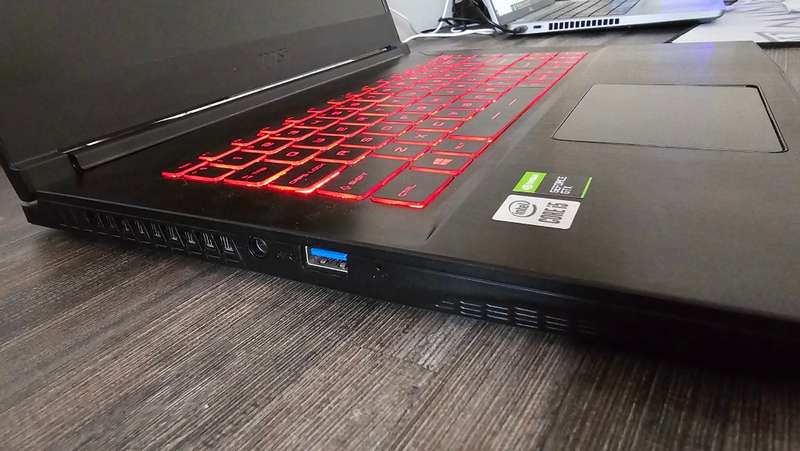 !!DEAL!! Super Fast Gaming Laptop!! MSI G63 Thin 10th Gen!!  GTX1650