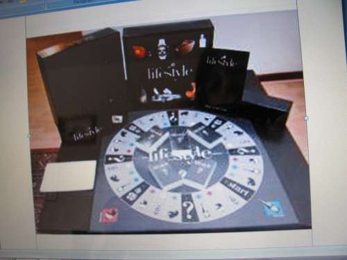 THE LIFESTYLE BOARD GAME - FAMILY FUN!!!