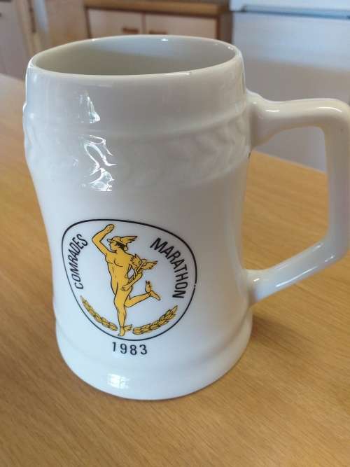 GLASS BEER MUG , COMRADES MARATHON 1983