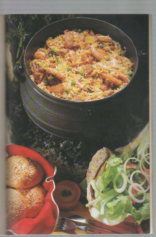 HUISGENOOT POTJIEKOS - MARLENE HAMMANN , 80 RECIPES TESTED (2ND EDITION 1990)