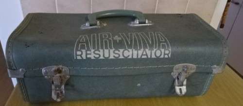 AIR (C+G) VIVA, RESUSCITATOR SUITCASE (GREEN) (38x15x17)