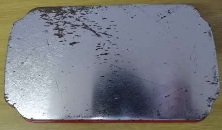COCA-COLA LIP SMACKER TIN (2011 THE COCA-COLA COMPANY) 15 X 8 X 2CM