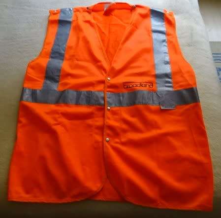 ORANGE NEON PROTECTION AT WORK GILET. SIZE : LARGE