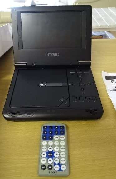 LOGIK DESIGNER PORTABLE DVD , WATTAGE 1400 MAH LI-LAN