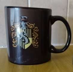 HARRY POTTER HUFFLEPUFF STONEWARE COFFEE MUGS, HUFFLEPUFF AND SLYTHERIN