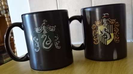 HARRY POTTER HUFFLEPUFF STONEWARE COFFEE MUGS, HUFFLEPUFF AND SLYTHERIN