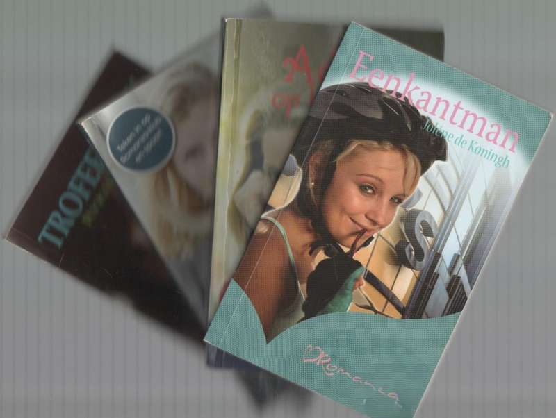 VIER ROMANZA BOEKE, VERSKEIE TITELS , BLY MYNE, TROFEEVROU, ADAM OP BESTELLING, EENKANTMAN