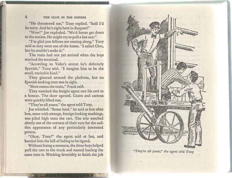 THE HARDY BOYS THE CLUE IN THE EMBERS NO 35 - FRANKLIN W DIXON (1972)