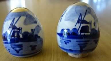 Delft blue and gold Salt and Pepper set (3,5 cm height-marked)