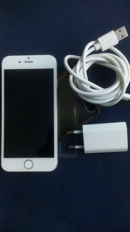 iPhone 6S 32GB Very Good Condition