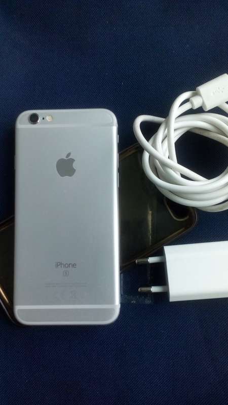 iPhone 6S 32GB Very Good Condition