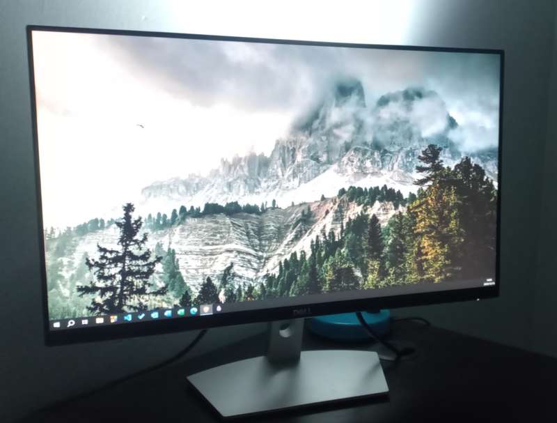 Dell S2421HN 24 in 1080p Full HD Monitor + Dell Keyboard !!