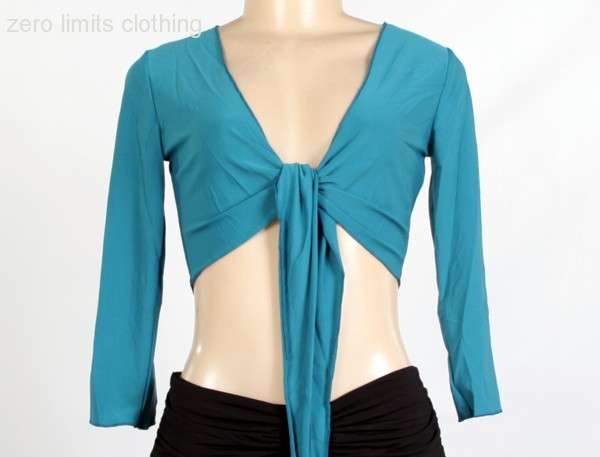 THREE QUARTER SLEEVED BOLERO STYLE TOP