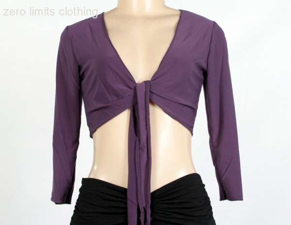 THREE QUARTER SLEEVED BOLERO STYLE TOP