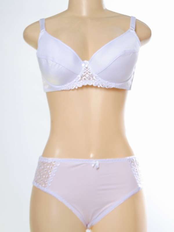 BRA & PANTIE SET FOR THE FULLER FIGURE