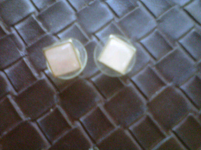 Rose Quartz Earrings (ex Avon)
