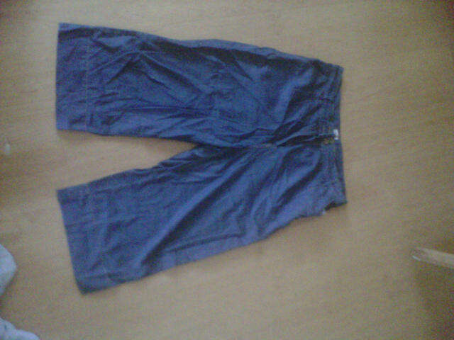 Imported from Uk, three quarter jeans size 18 (second hand)