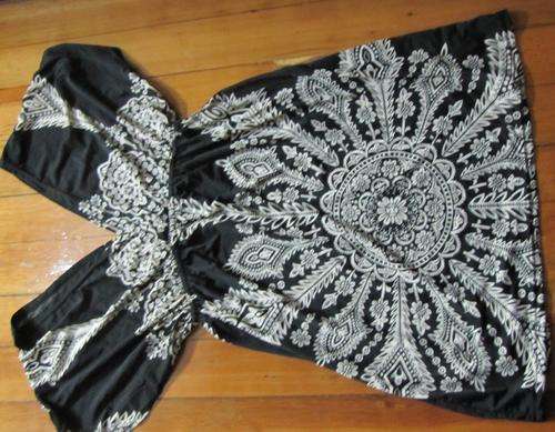 Funky tunic, size medium
