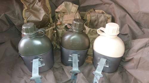 Lot of Army Water Bottles with pouches and Fire-Buckets