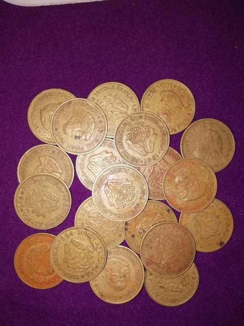 COLLECTION OF I/2 CENT COINS