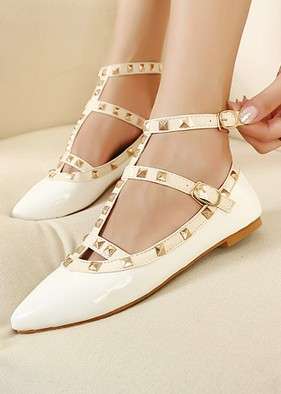Fashionable Rivet Pointed Toe Flat Shoes Black/White/Black