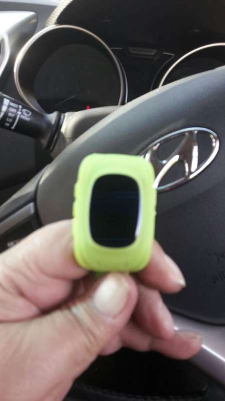 Q50 KIDS GPS TRACKING SMARTWATCHES. PINK AND LIGHT BLUE