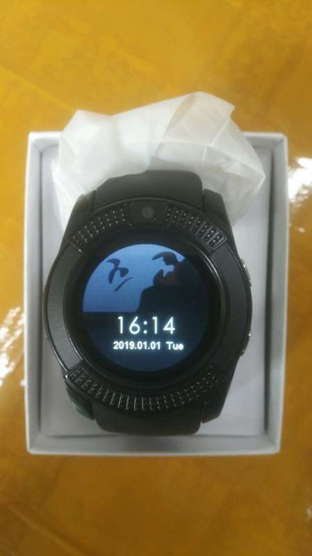 NEW V8 ANDROID BLUETOOTH, OWN SIM SLOT TO BE USED AS A STAND ALONE PHONE . BLACK
