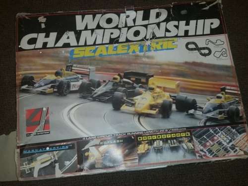 Genuine Scalextric World Championship Racing Set (4-lanes / 3m x 1.2m figure-eight)