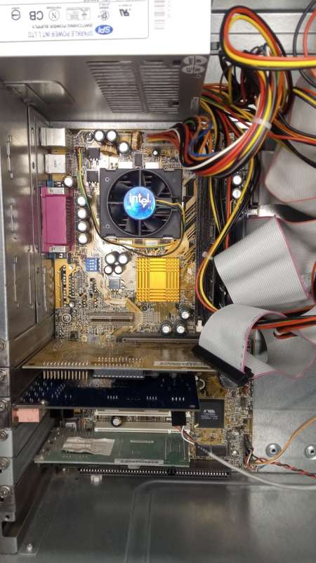 Intel Pentium III Celeron 767MHz