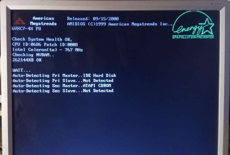 Intel Pentium III Celeron 767MHz