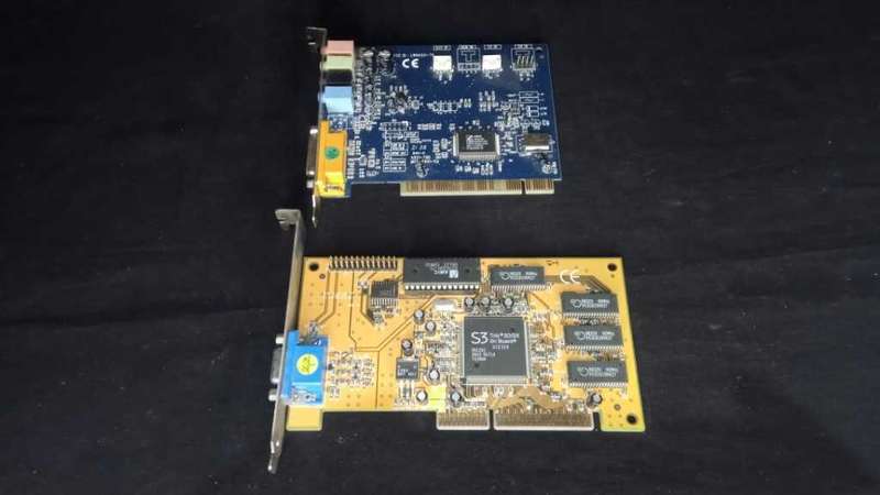 Intel Pentium III Celeron 767MHz