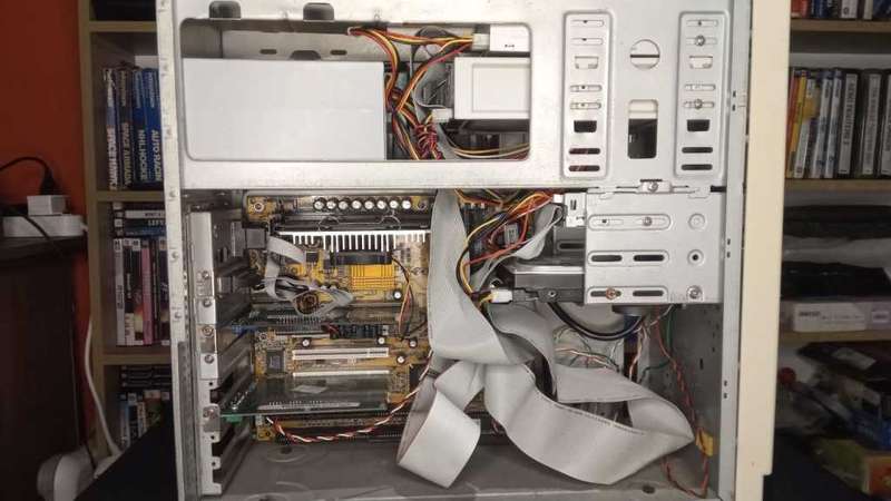 Intel Pentium Celeron 333MHz computer - Slot A