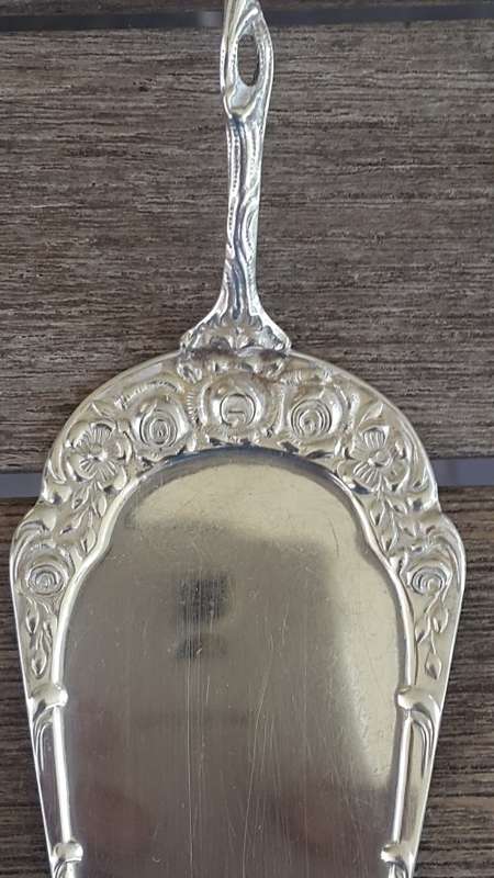 Cake Lifter and Matching Fork. Roses Motif. Silver.