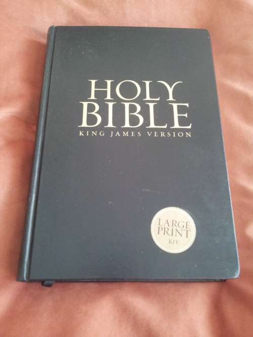 Holy Bible . King James Version. Large Print. Hardback. NEW.