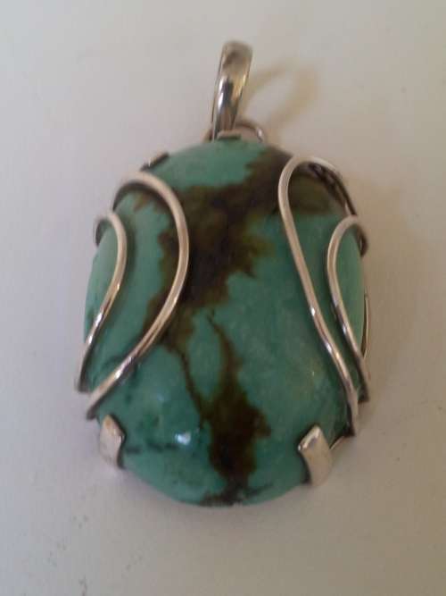 Large Ornate Turquoise Sterling Silver Pendant. Great look. 21.8 gram!!!!