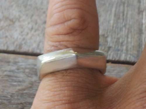 UNIQUE ARTISAN Four Faceted Symmetrical Sterling Silver Ring. .  9.5 grammes. Chunky, comfort fit.