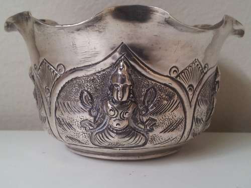 Solid Sterling Silver Indian Fluted Bowl. Hindu Deities. Madras.  Raj. Anglo-India. 59 grammes.