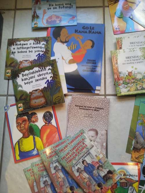 OVER 100 NEW NEVER READ SETSWANA CHILDREN'S BOOKS. Winner takes the lot.