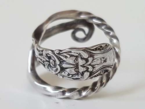 Stunning Hallmarked Solid Sterling Silver Ornate Ring NEW. 6.8 g.