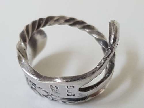Stunning Hallmarked Solid Sterling Silver Ornate Ring NEW. 6.8 g.