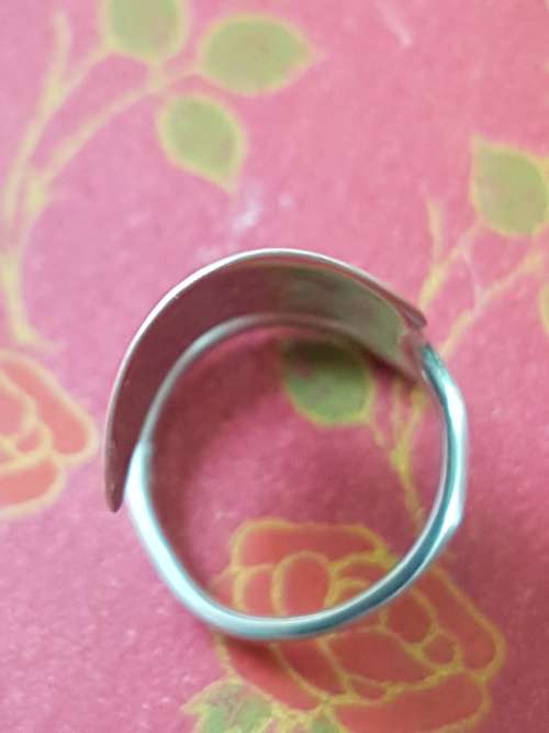 Spoon Ring. Sterling Silver. Hallmark on outside.  Unique. 5.5 grams