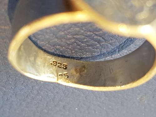 Solid Silver Shilling Angel Ring 1941 Cape of Good Hope. 8.6 grams solid silver. Size U ( men`s )