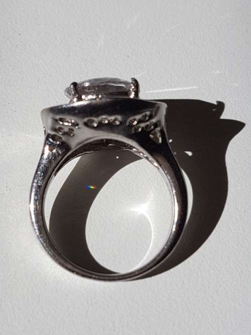 Fabulous White BRILLIANT 4 ct. CZ  Sterling Sliver Ring. 7.3 grams.