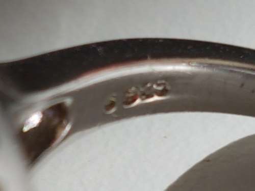 Fabulous White BRILLIANT 4 ct. CZ  Sterling Sliver Ring. 7.3 grams.