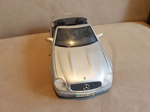 Mercedes-Benz SLK 230 Kompressor  (1996) 1:18 Die Cast Model
