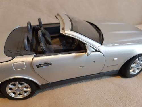 Mercedes-Benz SLK 230 Kompressor  (1996) 1:18 Die Cast Model