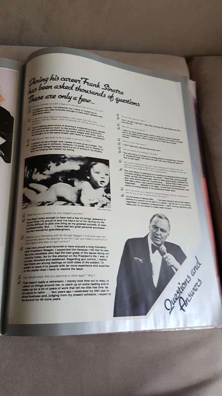 Frank Sinatra programe. Signed ( but no COA ). 1981 Sun City Program Tour Book. Very good condition.