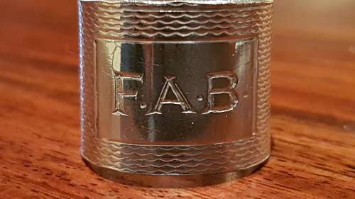 FAB: Engine Turned Design Sterling Silver 9.9 g Ring Deeply Engraved, Art Deco Style.