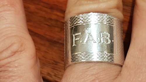 FAB: Engine Turned Design Sterling Silver 9.9 g Ring Deeply Engraved, Art Deco Style.